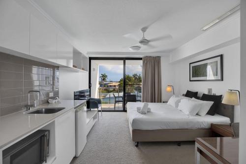 Mackay Apartment | Self Check in Modern Studio Apartment