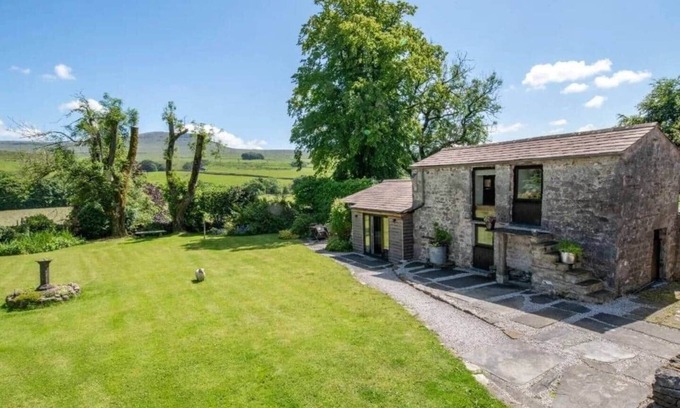 Horton in Ribblesdale House | Self-contained converted barn