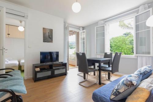 California - Pezou Apartment | Selvosa 1 bedroom apartment heart of Cannes