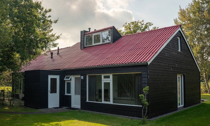 Midlaren Cottage | Semi-detached 6-person bungalow