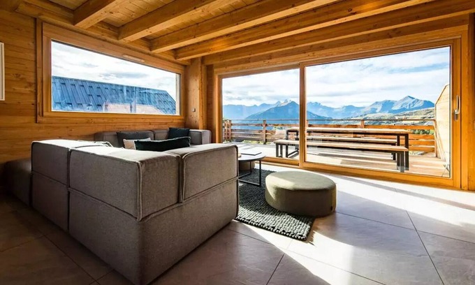 La Toussuire Ski Chalet | Semi-detached chalet close to slopes with sauna