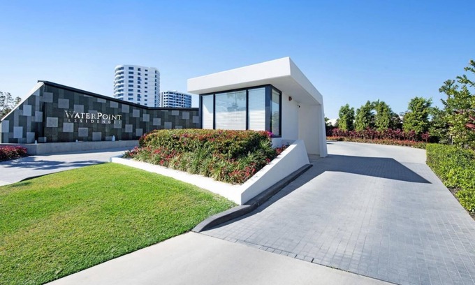 Biggera Waters Apartment | Sensational apartment within 15 minutes of all major attractions