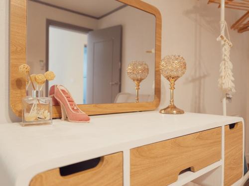 Jung-gu Apartment | Seoul Station on foot Private entrance Maximum 7 people Netflix Free wifi Comfort