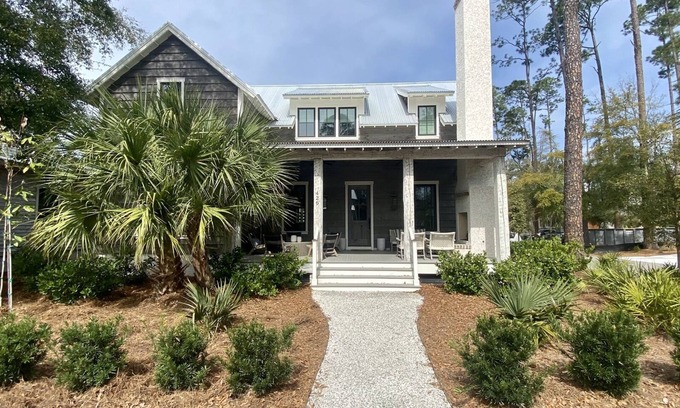 Palmetto Bluff House | September Special Rate! Sleeps Up to 10 and Bikes Are Included!