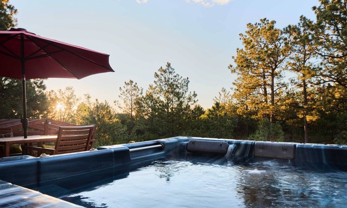 Southwest Colorado Springs House | Serene Backyard Views ★ Near CM Zoo ★ Hot Tub ★