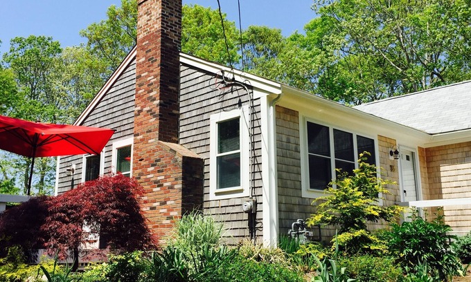 North Eastham House | Serene Cape Cod Getaway On A Private Sandy Road - Bayside. Minutes to beaches!