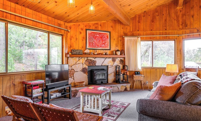 Groveland Cabin | Serene Groveland Cabin Rental Near Yosemite!