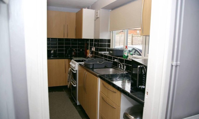 Norwich House | Serene Haven 4-Bed House in Norwich