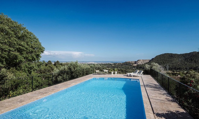 Establiments Villa | Serene Heights: Exquisite, Secluded Mountain Villa With Panoramic Views of Palma