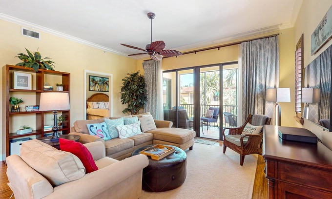 Royal Harbor Condo | Serene Luxury Awaits at Naples Bay Resort – Your Tropical Retreat!