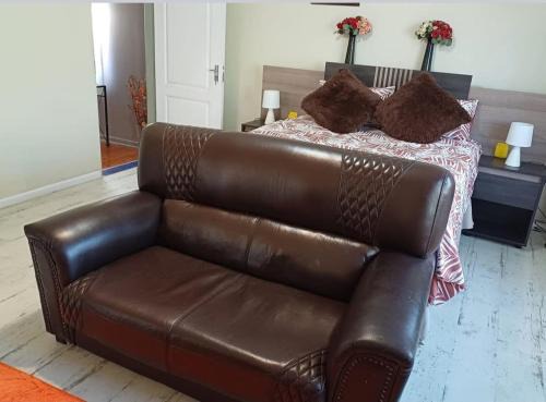 Germiston House | Serene on 5 Cologne