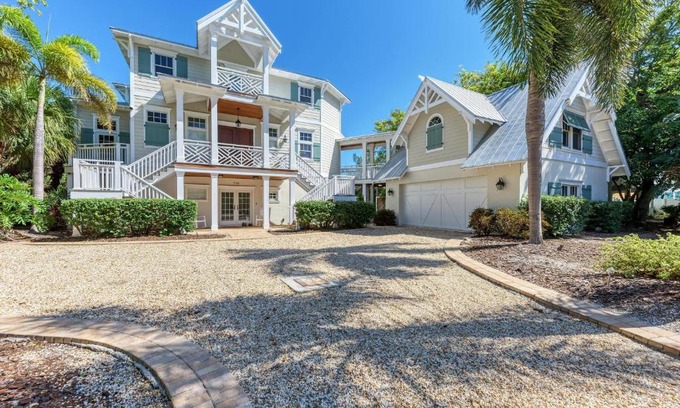 Anna Maria House | Serenity Cottage