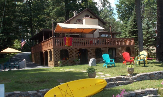 Lake George House | Serenity - Lake Front Home On Glen Lake Near Lake George