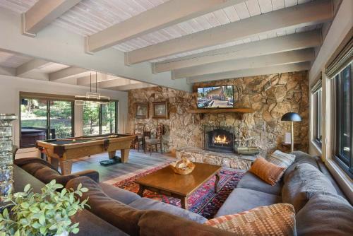 Kingswood Estates House | Serenity on Statford - Close to Northstar