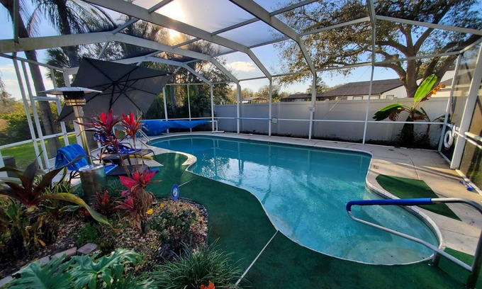 Boyette Springs House | Serenity Springs Nature Escape propane Heated Pool Home