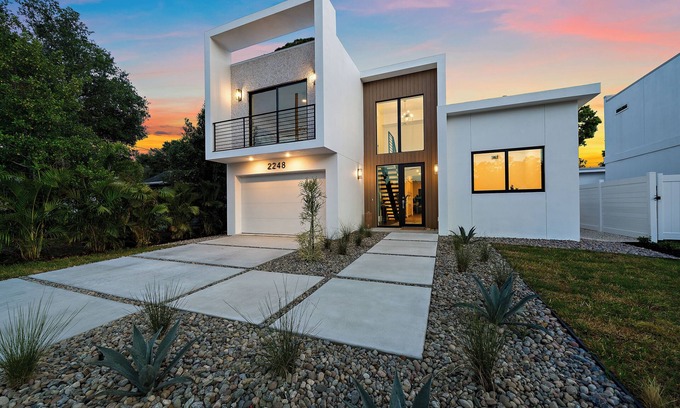 Alta Vista House | Serenity Springs | Private Heated Pool + Waterfall