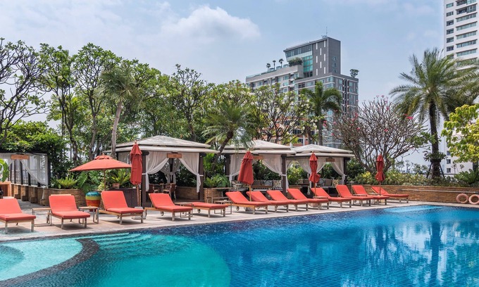 Yan Nawa Apartment | Serviced 2 Bed SKY VILLAS with View, Pool and BTS