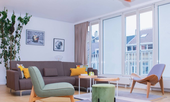 Saint-Josse-ten-Noode Apartment | Serviced Apartment w/Parking 3A