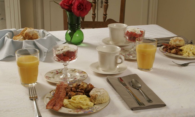 High Point Bed & Breakfast | Seven Oaks Bed & Breakfast
