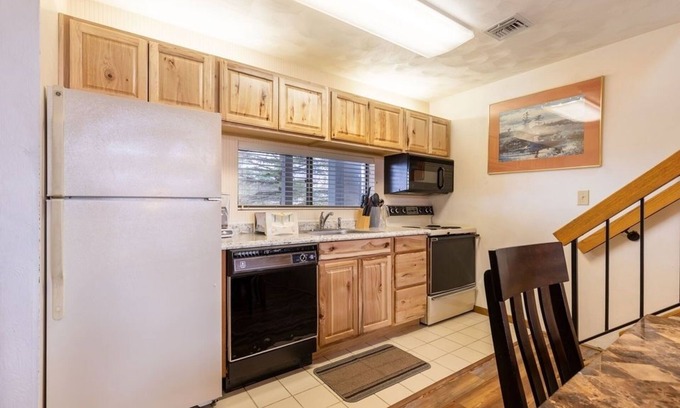 Seven Springs Condo | Seven Springs Stoneridge 3 BR Loft Standard Condo, Pet Friendly! by RedAwning