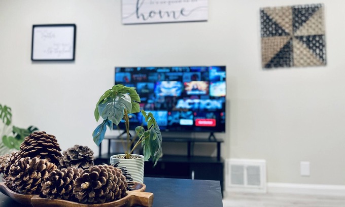 Inner Parkside Apartment | SF Cozy&Quiet 2Br home WIFi&Laundry in building on 3Rd floor