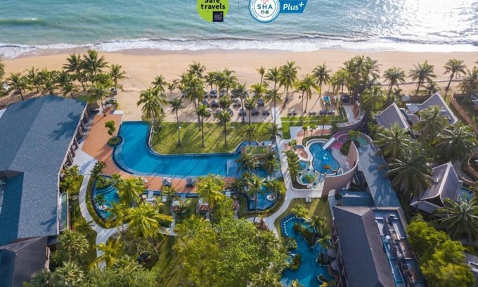 Khuekkhak Resort | (SHA+)Double room Seaside with Pool access Beach front(S05)