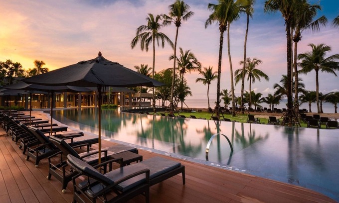 Khuekkhak Resort | (SHA+)Luxury Seaside Deluxe Twin (DS10)