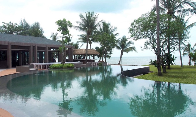 Khuekkhak Resort | (SHA+)Spacious Deluxe Seaside with 2 Queen Beds(DS8)