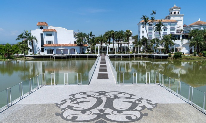 Wujie Hotel | Shangrila Boutique Hotel