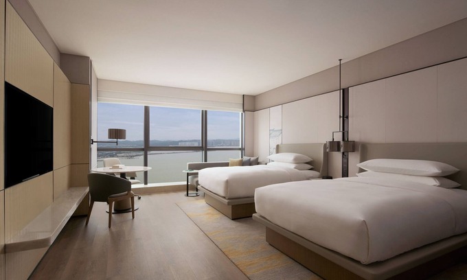 Longhu Qu Hotel | Shantou Marriott Hotel