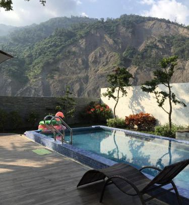 Liugui District Ski Chalet | Shanze Bora villa