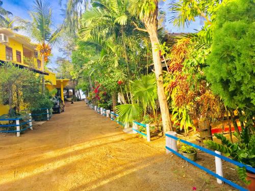 Pottuvil Division 2 Resort | Shashini Beach Resort