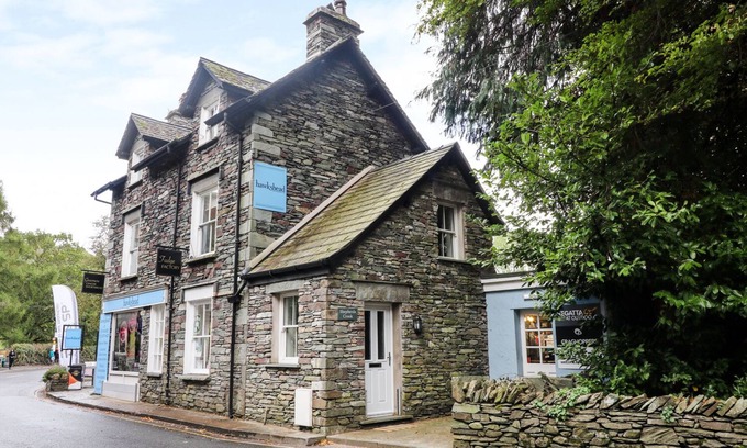Grasmere Cottage | Shepherd's Crook