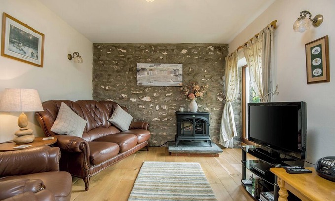 St Brides House | Shepherds Cottage, Holiday Home Nr St Brides, Sleeps 2, 1 bedrooms, bathrooms
