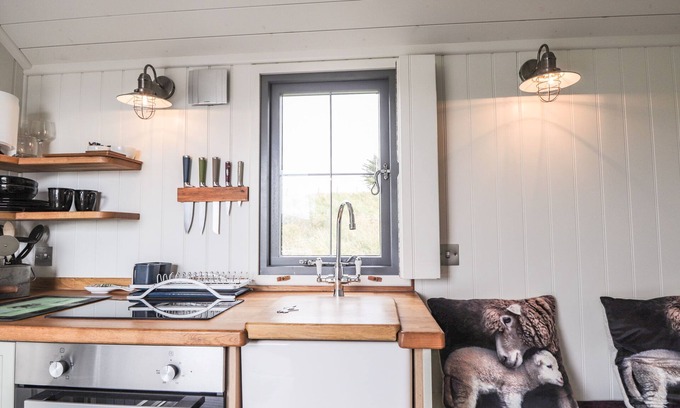 Lonmore Cottage | Shepherds Hut