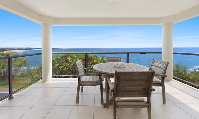Moffat Beach House | Shipton Lodge unit 3 Moffat Beach QLD