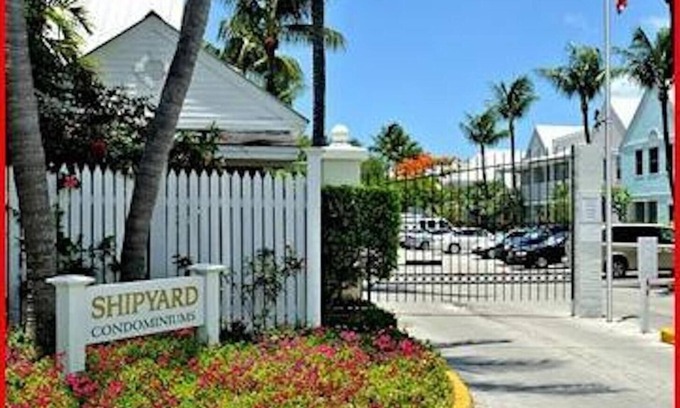 Truman Annex Condo | Shipyard end unit - NOW AVAILABLE SEPT 2025