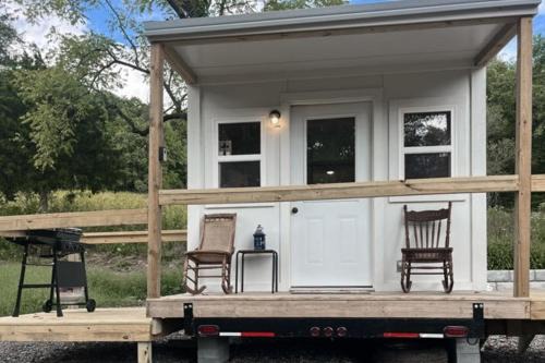 Maynardville Hotel | Shirley Whirley