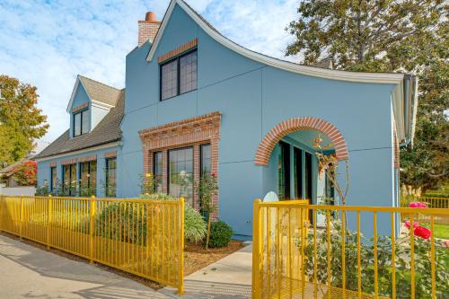 Pasadena House | Shop, Dine and Explore Pasadena! The Lincoln Home