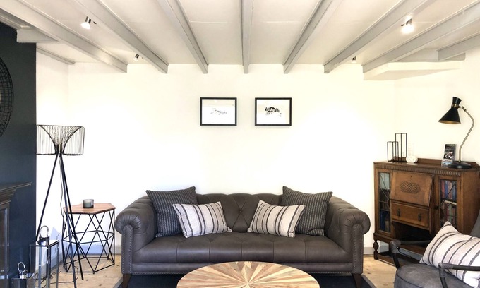 St Davids Cottage | Short breaks available