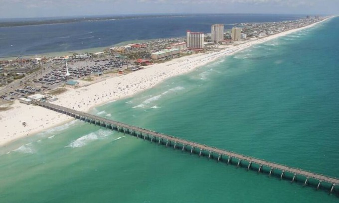 Old East Hill House | Showstopper-Charming home! Ask about our Summer Deals!