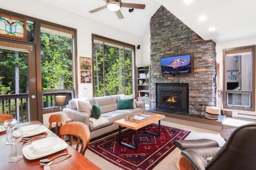 Deming House | Shuksan Suite
