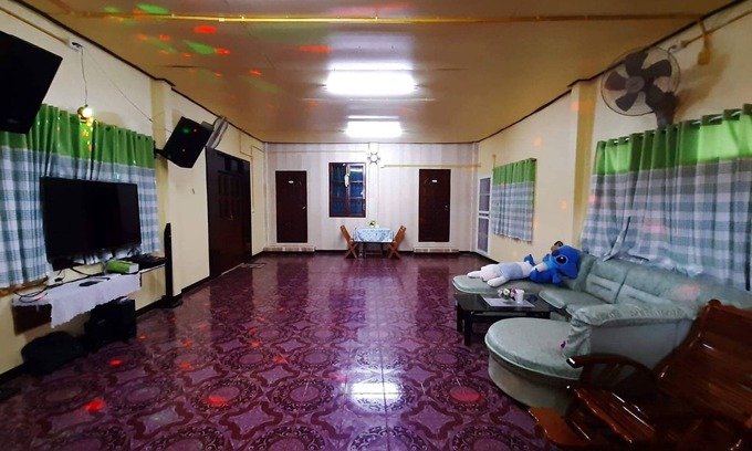 Ko Sichang Hotel | Sichangjowka Resort