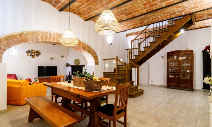 Siena Villa | Siena Podere Rural Chic W Private Garden & Parking
