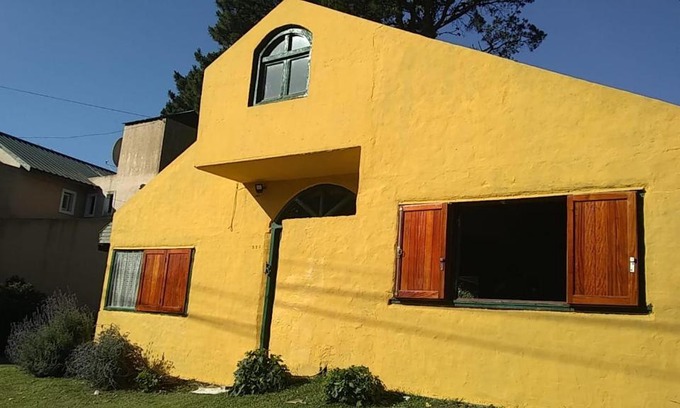 Sierra de los Padres House | Sierra de los Padres Amplia Casa