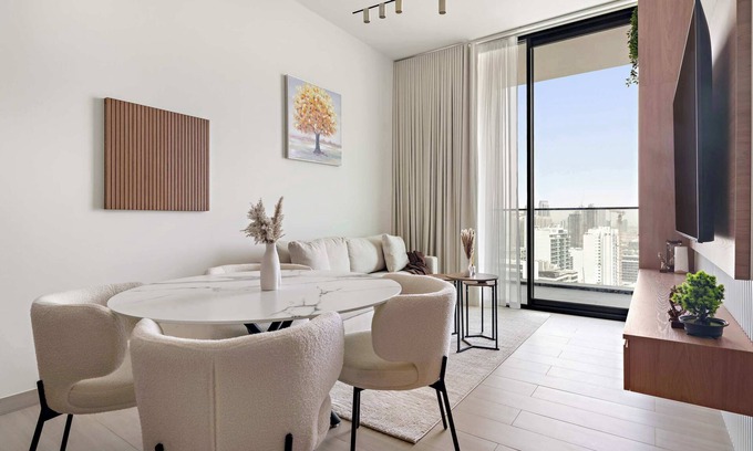 Jumeirah Village Apartment | Silkhaus Modern 1BR Stay | Binghatti Oynx | New