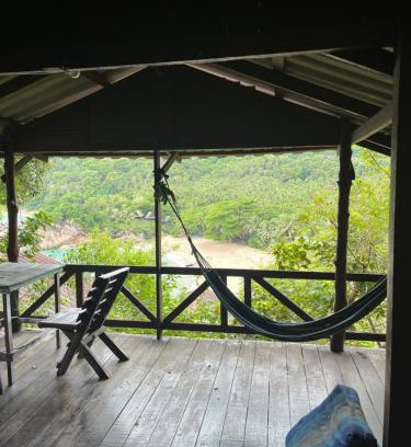 Baan Tai Ski Chalet | Silver cliff