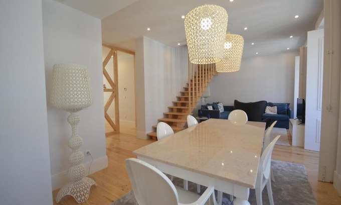 Santa Maria Maior Apartment | Silver Side River