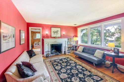 Silver Spring House | Silver Spring Rental 8 Mi to Washington, DC!