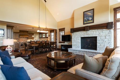 North Park City House | Silver Star #14 - 4 Bed Cottage Spa